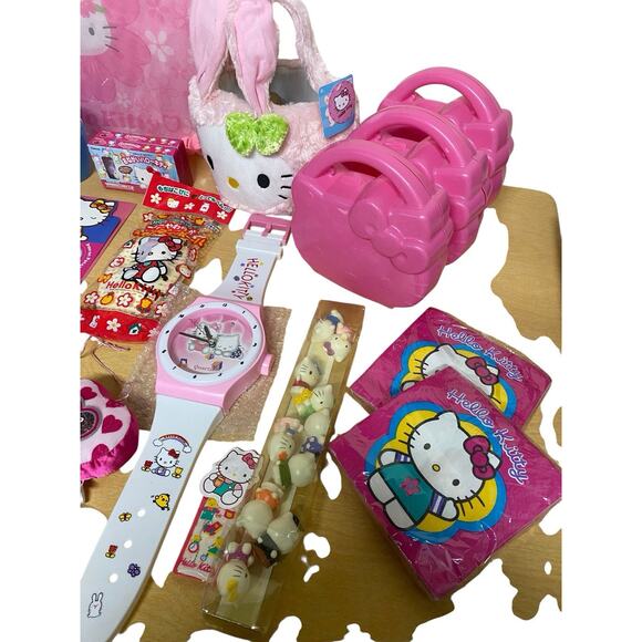 Hello Kitty Vintage 90’s Lot Clock Bath Set Notebook Stickers Wallet+ More - Picture 4 of 14